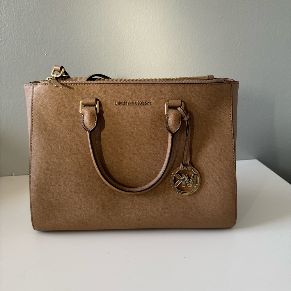 Michael Kors Large Handbag with double zippers